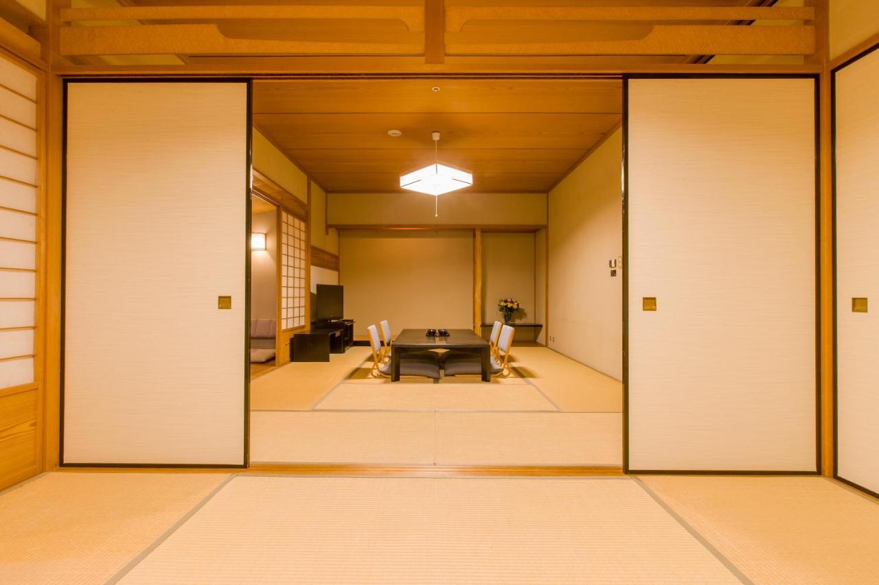 The Qube Hotel Chiba Bagian luar foto